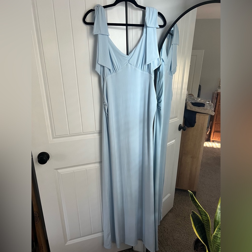 NWT Club L ‘Sheen’ Powder Blue Maternity Dress - Size US 10 - Picture 2 of 12